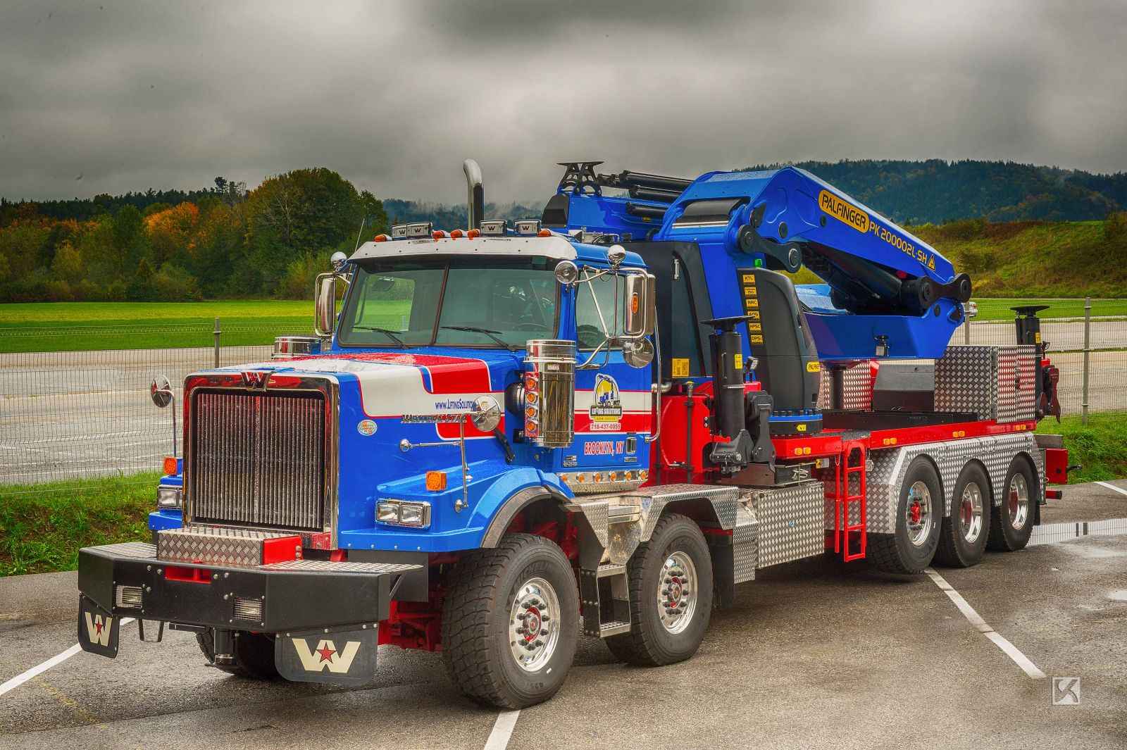 Palfinger Delivers First PK200002 L-SH Knuckleboom in U.S.