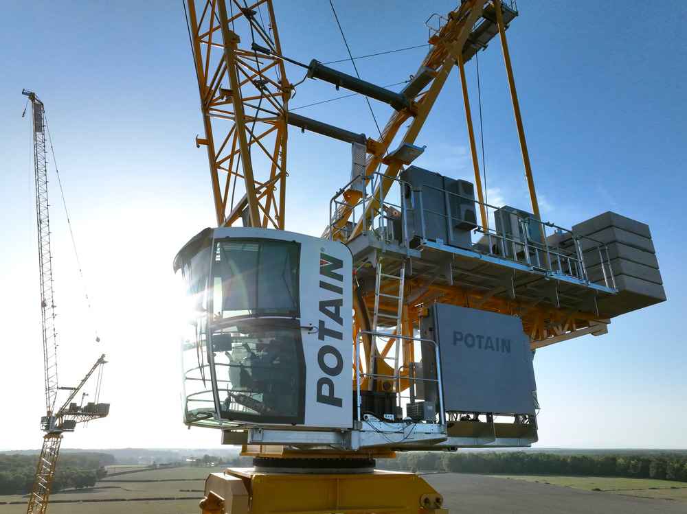 Manitowoc Introduces Two Potain Luffing Jib Cranes