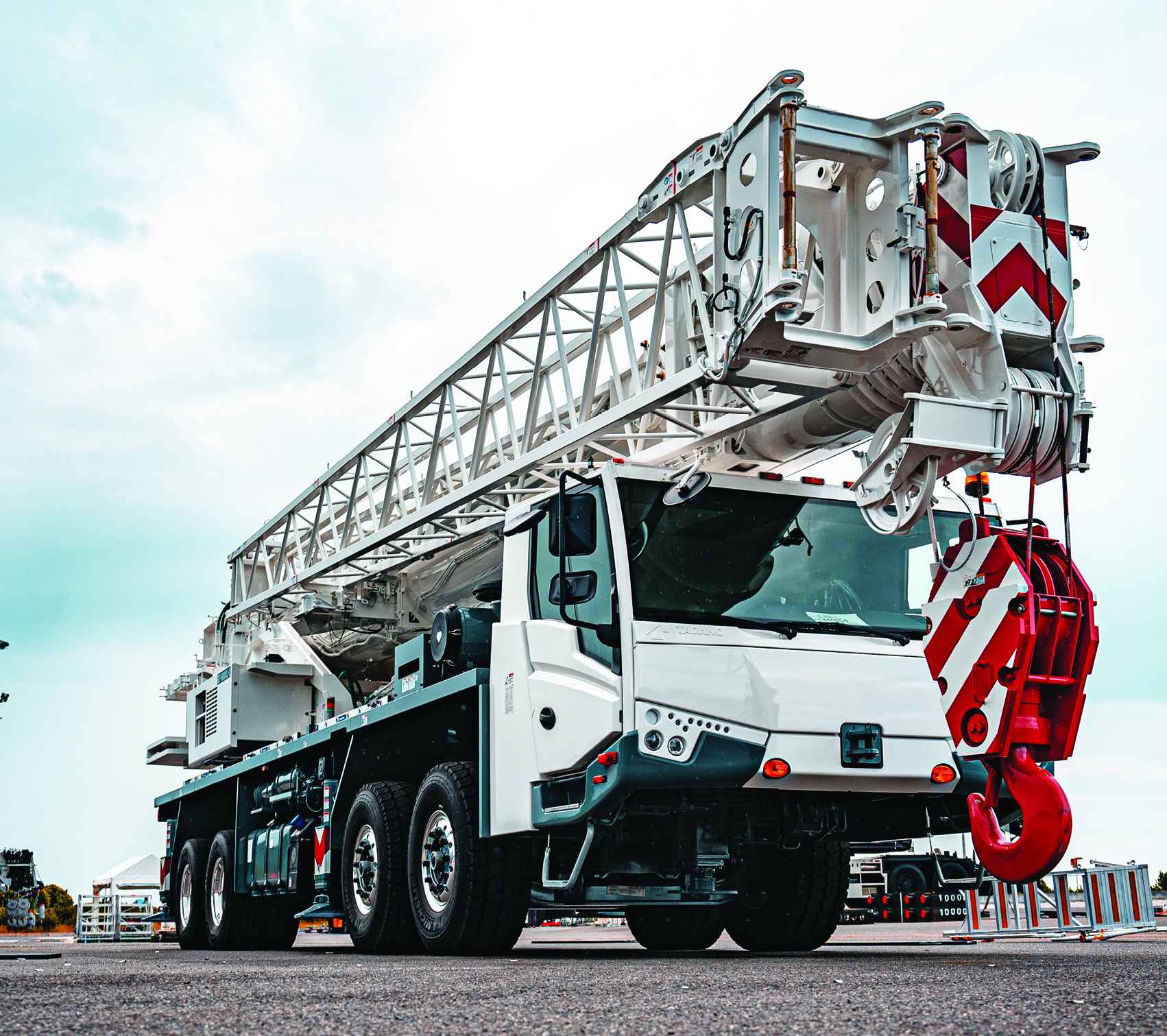 Truck Cranes: Versatile, Cost-Effective Solutions for Every Lift