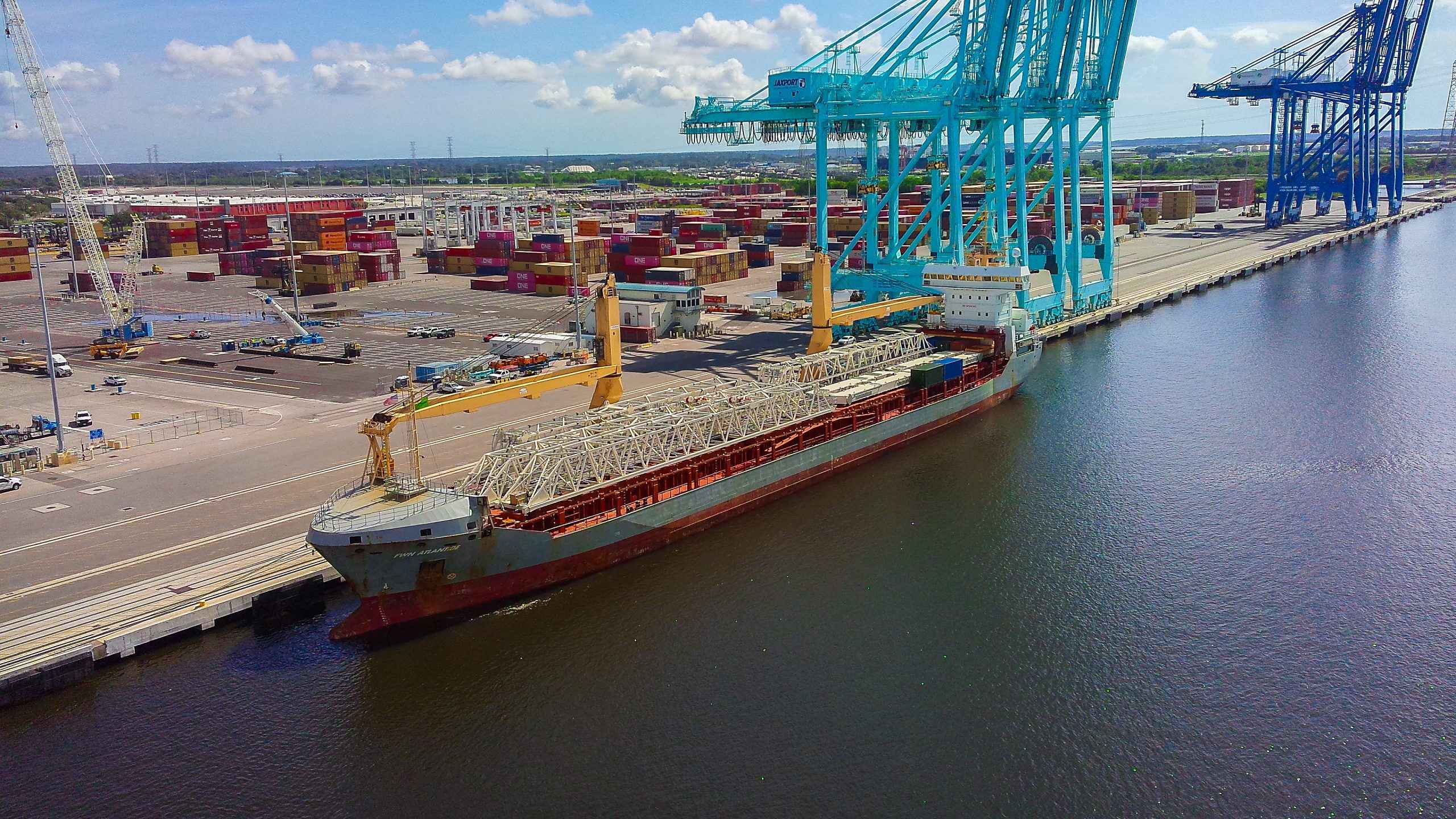 First of Three New Liebherr Ship-to-Shore Cranes Fully Assembled at JAXPORT